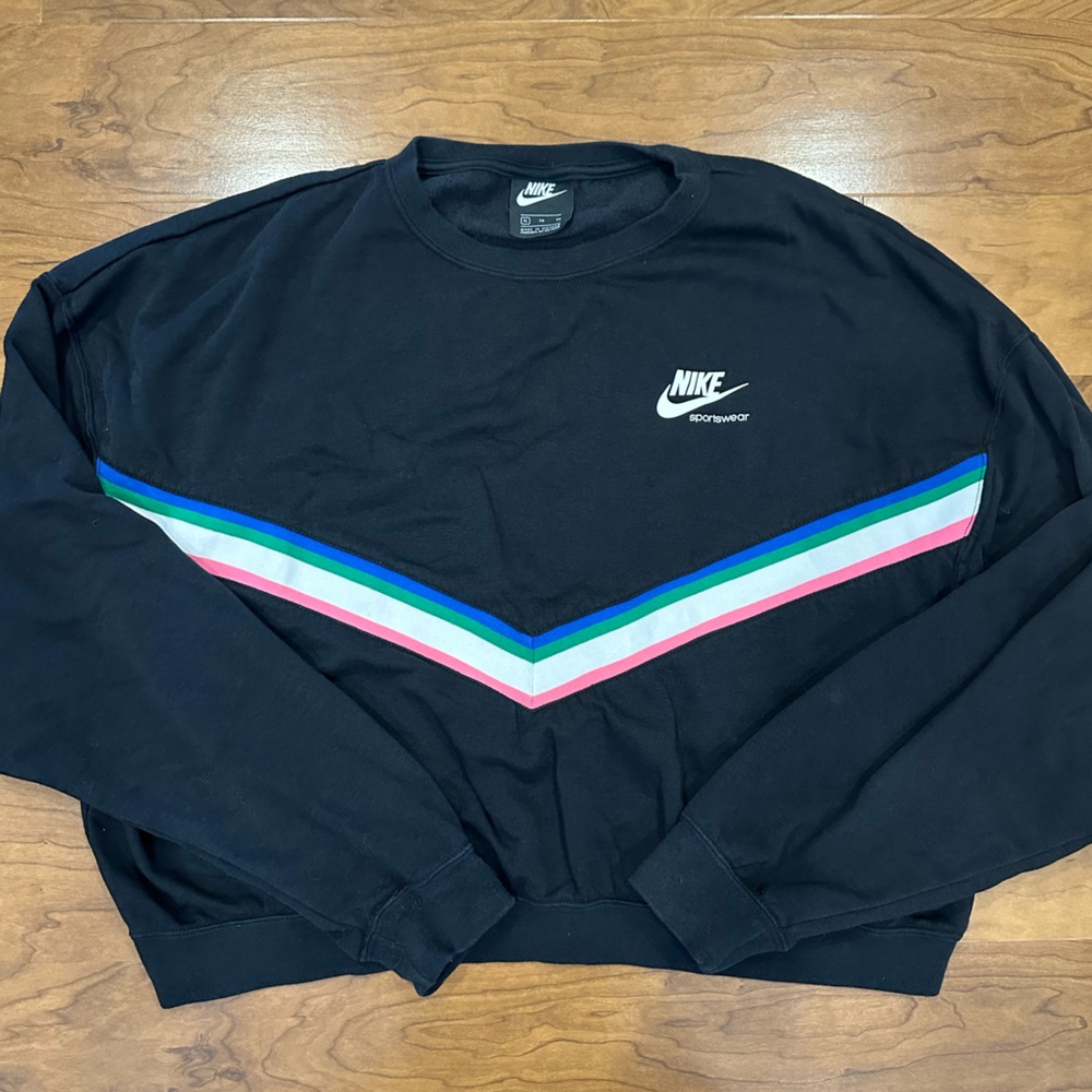 Nike crop sweatshirt